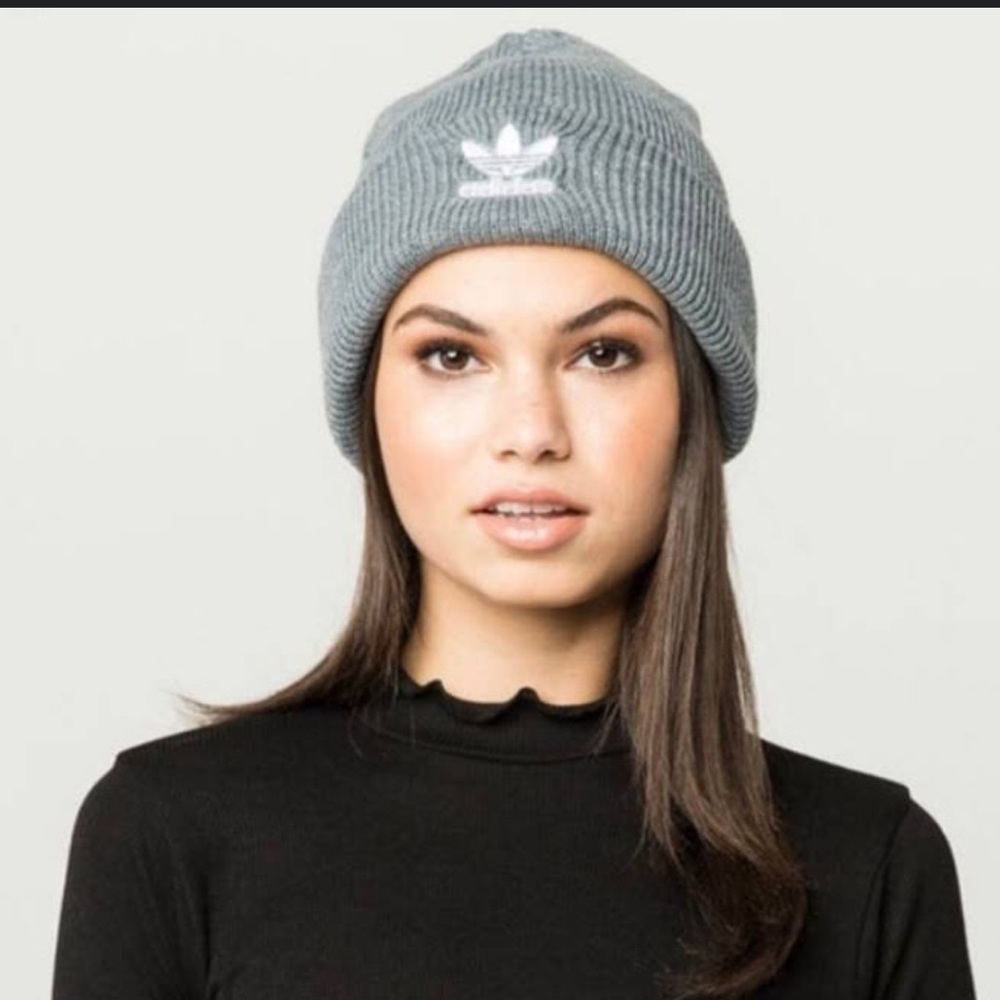 Adidas Originals Women's Trefoil Beanie in Heather Grey